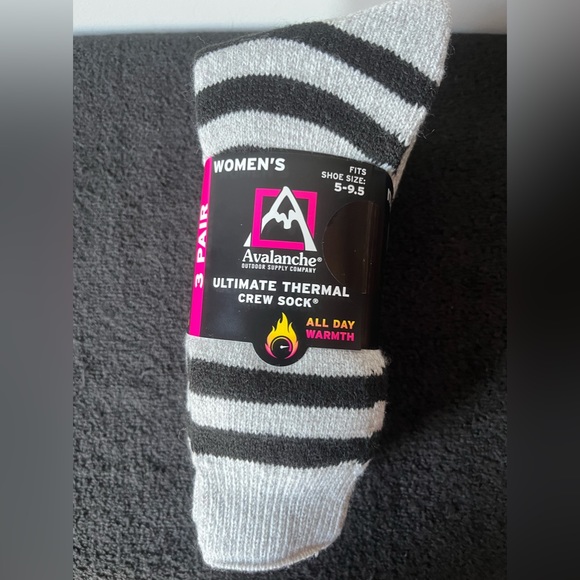 Avalanche Ultimate Thermal Crew Socks (set of 3) - Picture 3 of 4